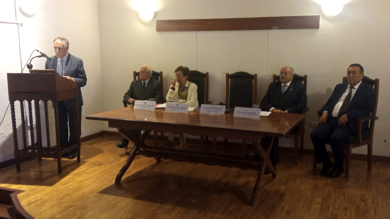 Reunión de los directores de las Academias de Ecuador